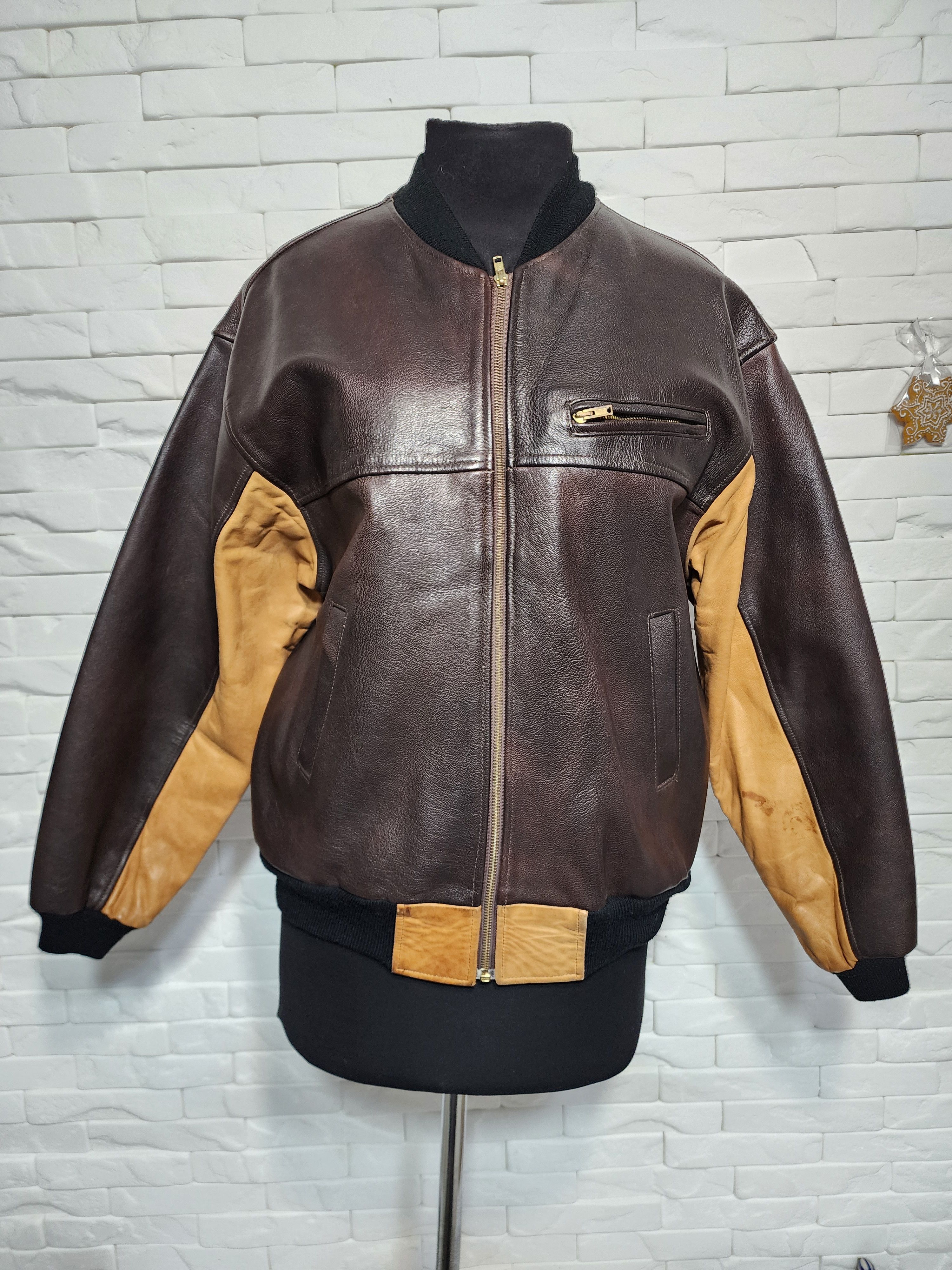 Uniqlo Men's Brown Leather Bomber Jacket: Size US L / EU 52-54 / 3 - 1 Thumbnail