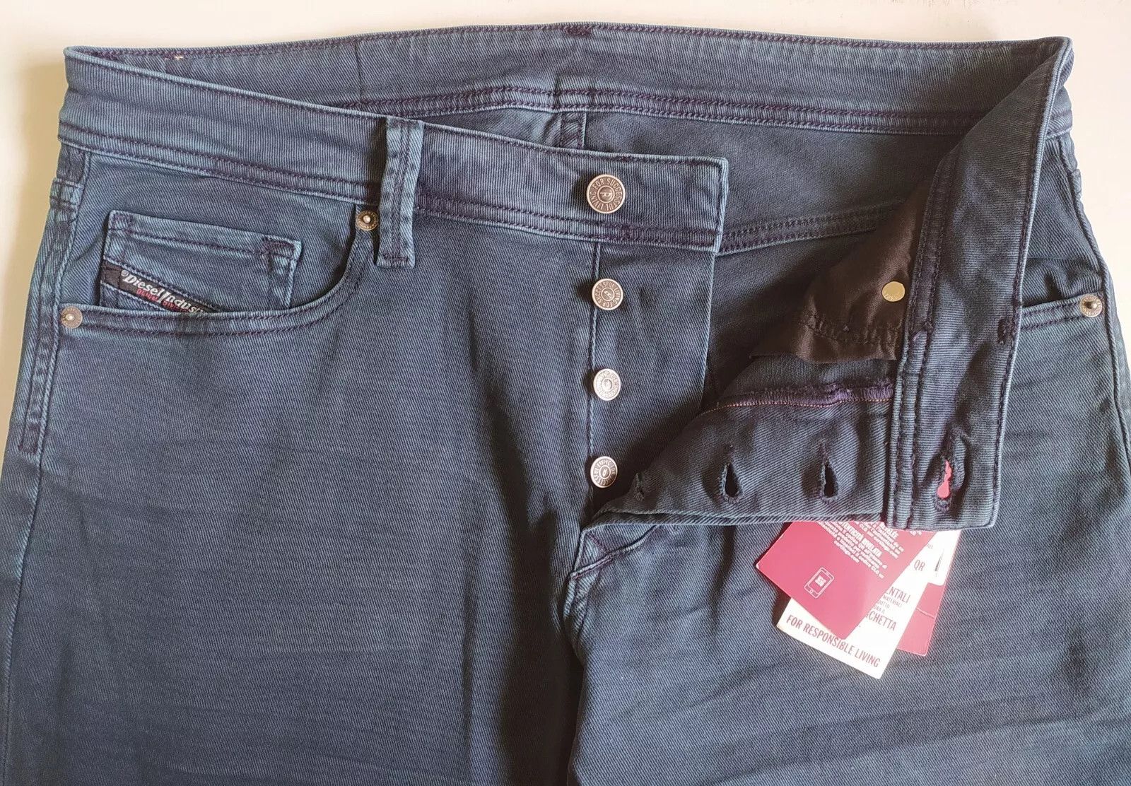 Diesel Diesel 1986 LARKEE-BEEX 0QWTY MENS JEANS T 1118 Size US 32 / EU 48 - 6 Thumbnail