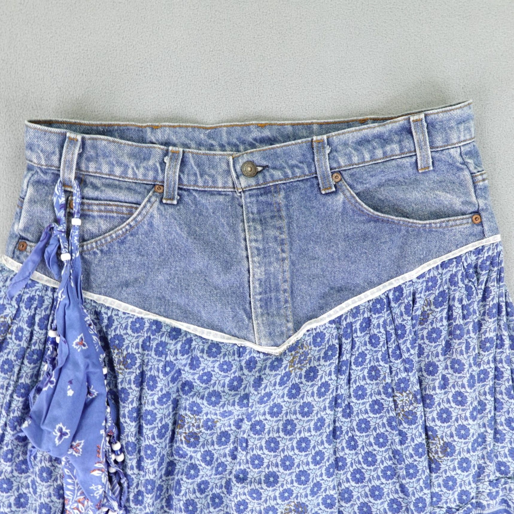 Levi's VINTAGE Levi's Skirt Womens 25 Blue Denim Beaded Rework Hippie Boho Midi Flare Size 42" / US 20 - 2 Thumbnail