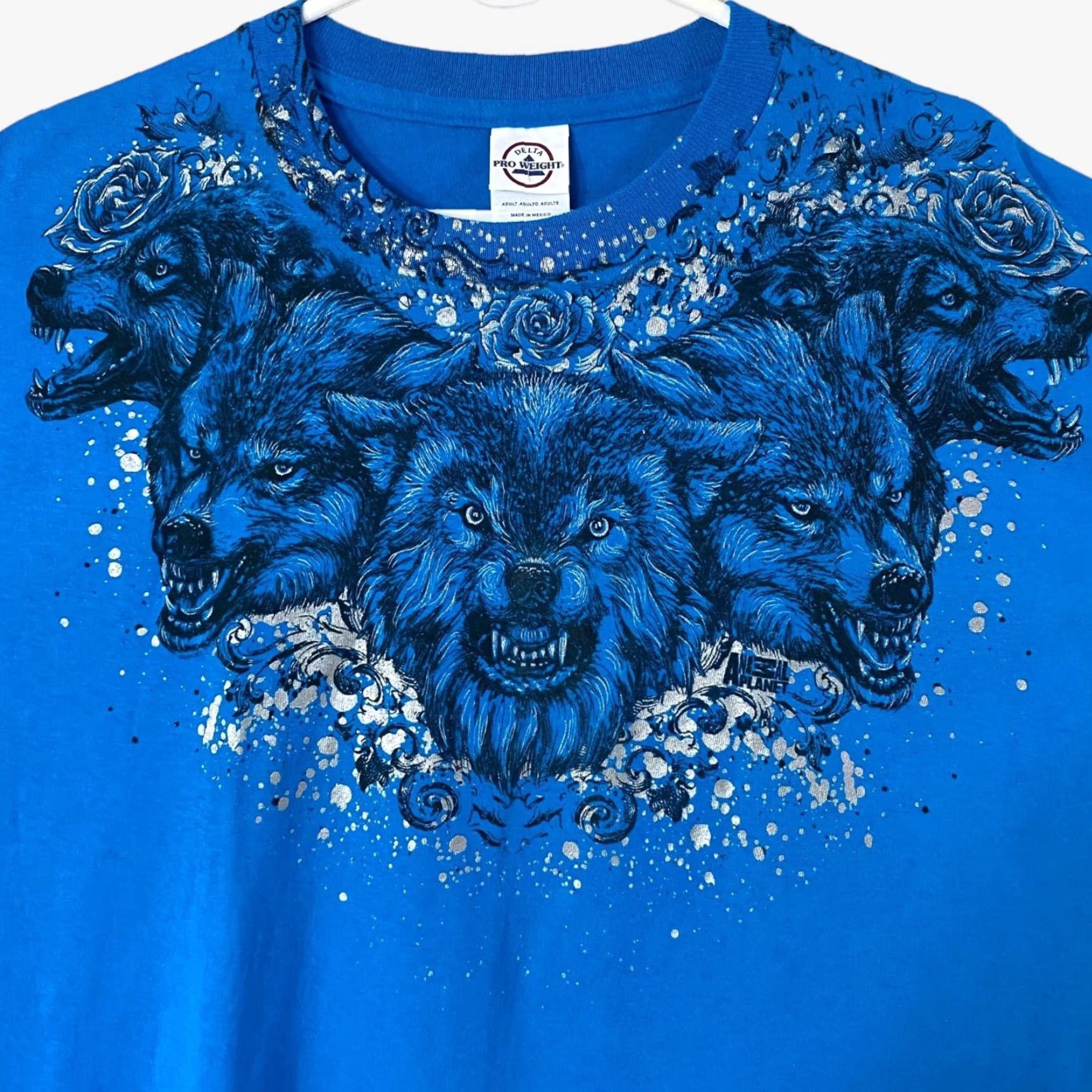 Delta VINTAGE Y2K Animal Planet Wolf Graphic T-Shirt Mens L Blue Metallic Splatter Tee Size US L / EU 52-54 / 3 - 5 Thumbnail