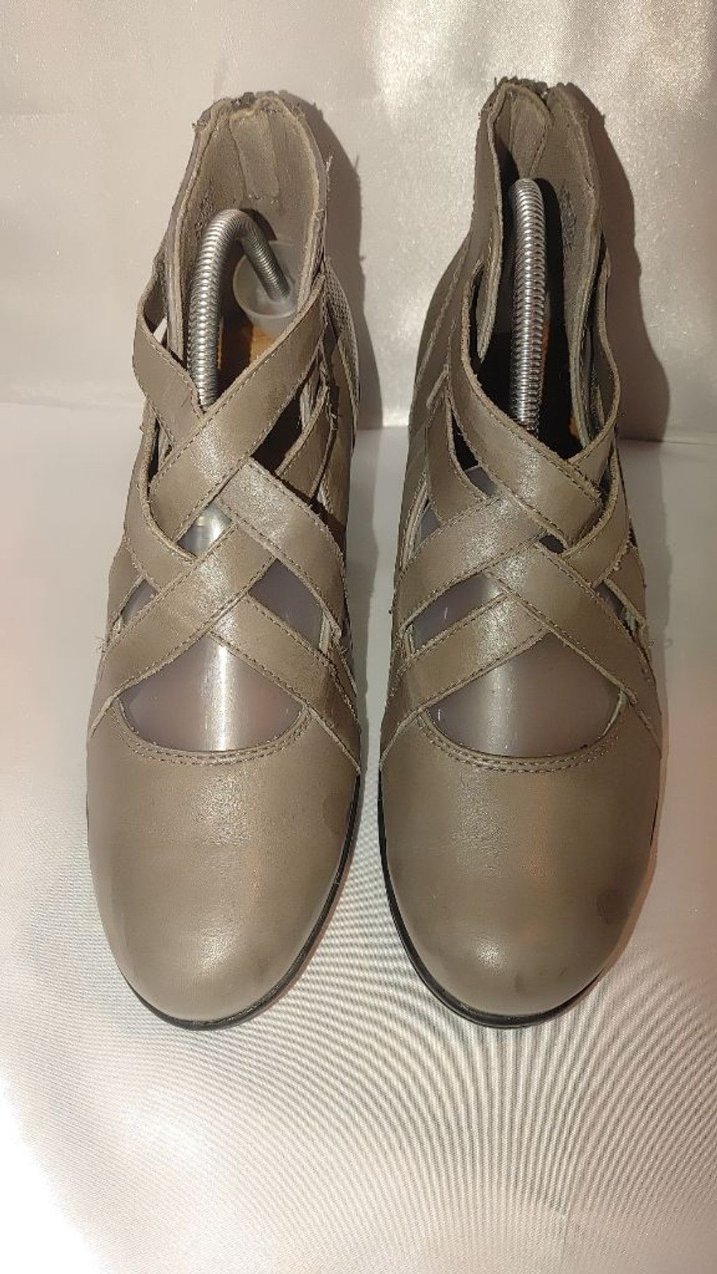 Rockport Rockport Cobb Hill Trixie Leather xStrap Booties Size 10 Size US 10 / IT 40 - 5 Thumbnail