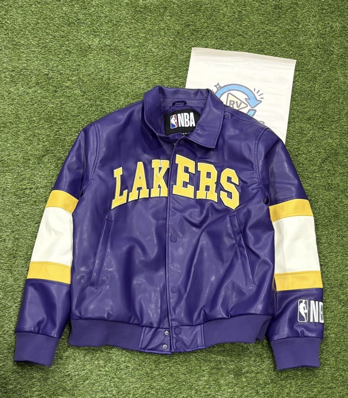 NBA LOS ANGELES LAKERS FAUX LEATHER JACKET Size US XL / EU 56 / 4 - 2 Thumbnail