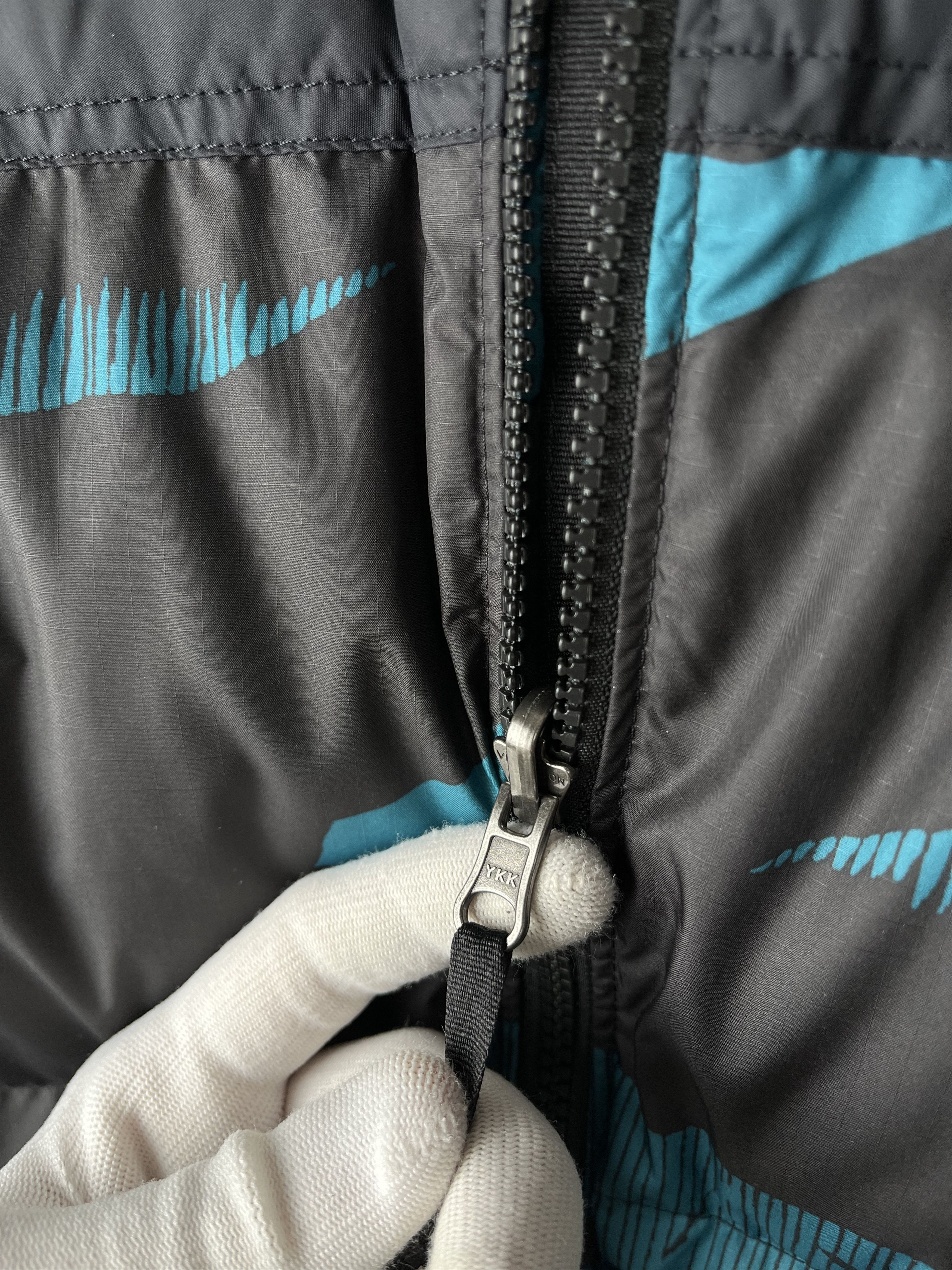 The North Face Down Jacket The North Face Printed 1996 Retro Nuptse Size US XL / EU 56 / 4 - 5 Thumbnail