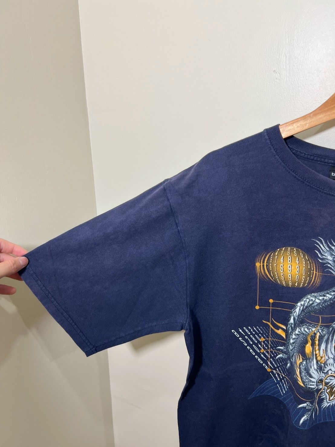 Vintage Vintage No Boundaries Dragon shirt Y2K bnz01 Size US M / EU 48-50 / 2 - 8 Thumbnail