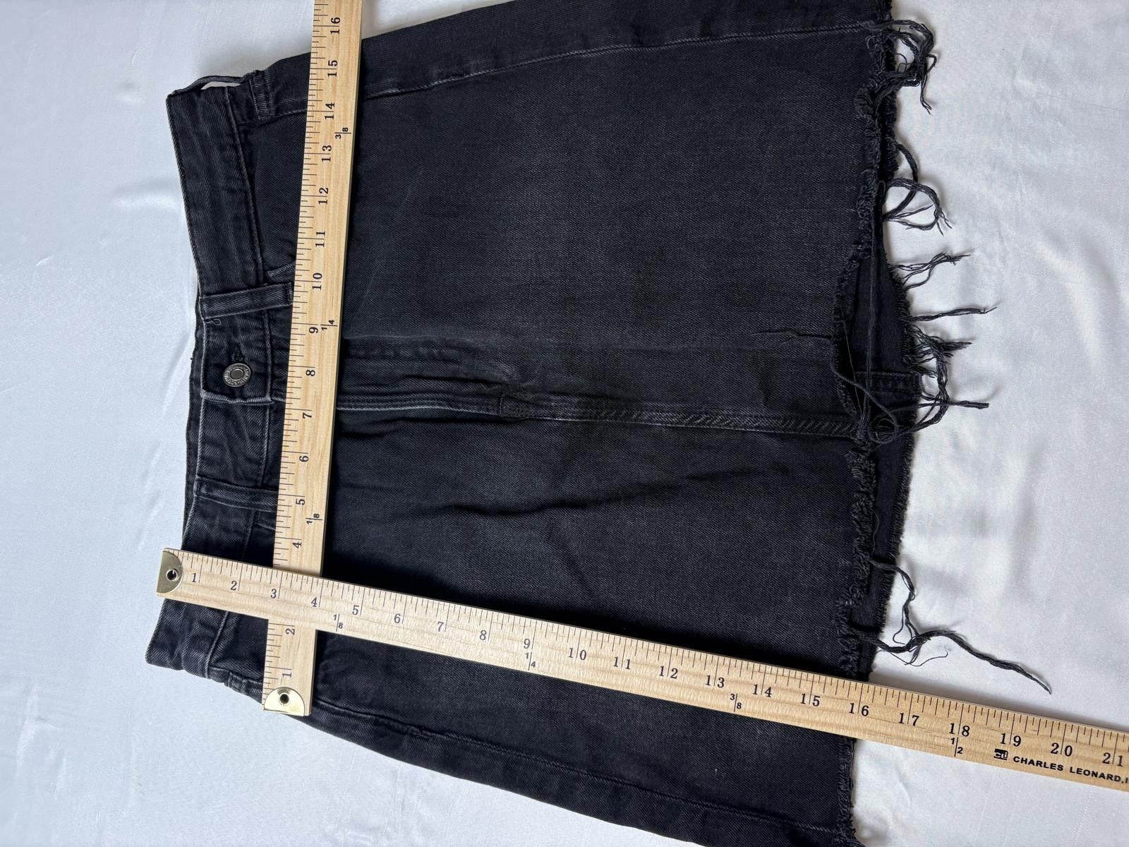 H&M H&M distress mini skirt- black Size 28" / US 6 / IT 42 - 5 Thumbnail