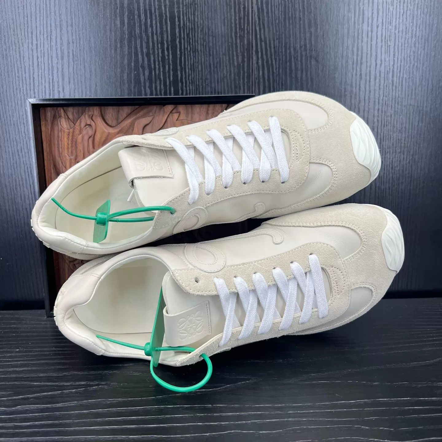 Loewe LOEWE Runner 2.0 White Beige 42 Worn w/ Box & Accs Size US 9 / EU 42 - 6 Thumbnail