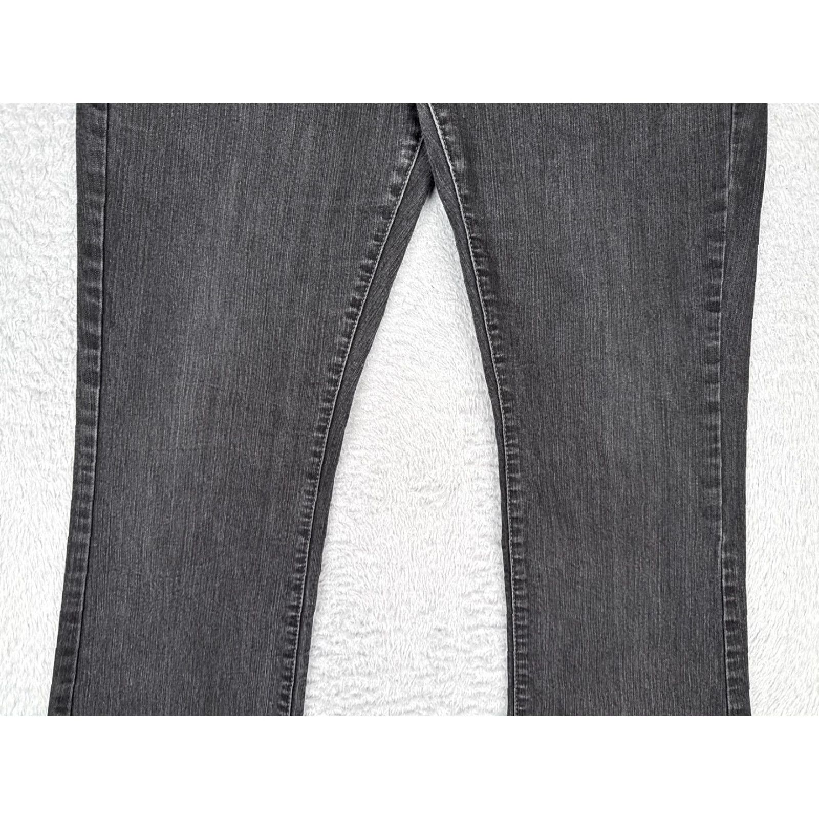 Lee Riders by Lee Jeans Womens 14P Gray Bootcut 34x28 Mid Rise Denim Stretch 5-Pocket Zipper Button Size 36" / US 14 / IT 50 - 3 Thumbnail