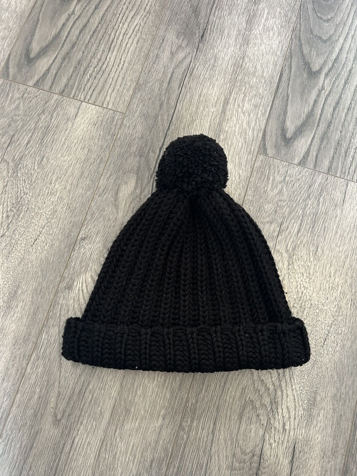 Gucci Black Logo Beanie Size ONE SIZE - 2 Thumbnail