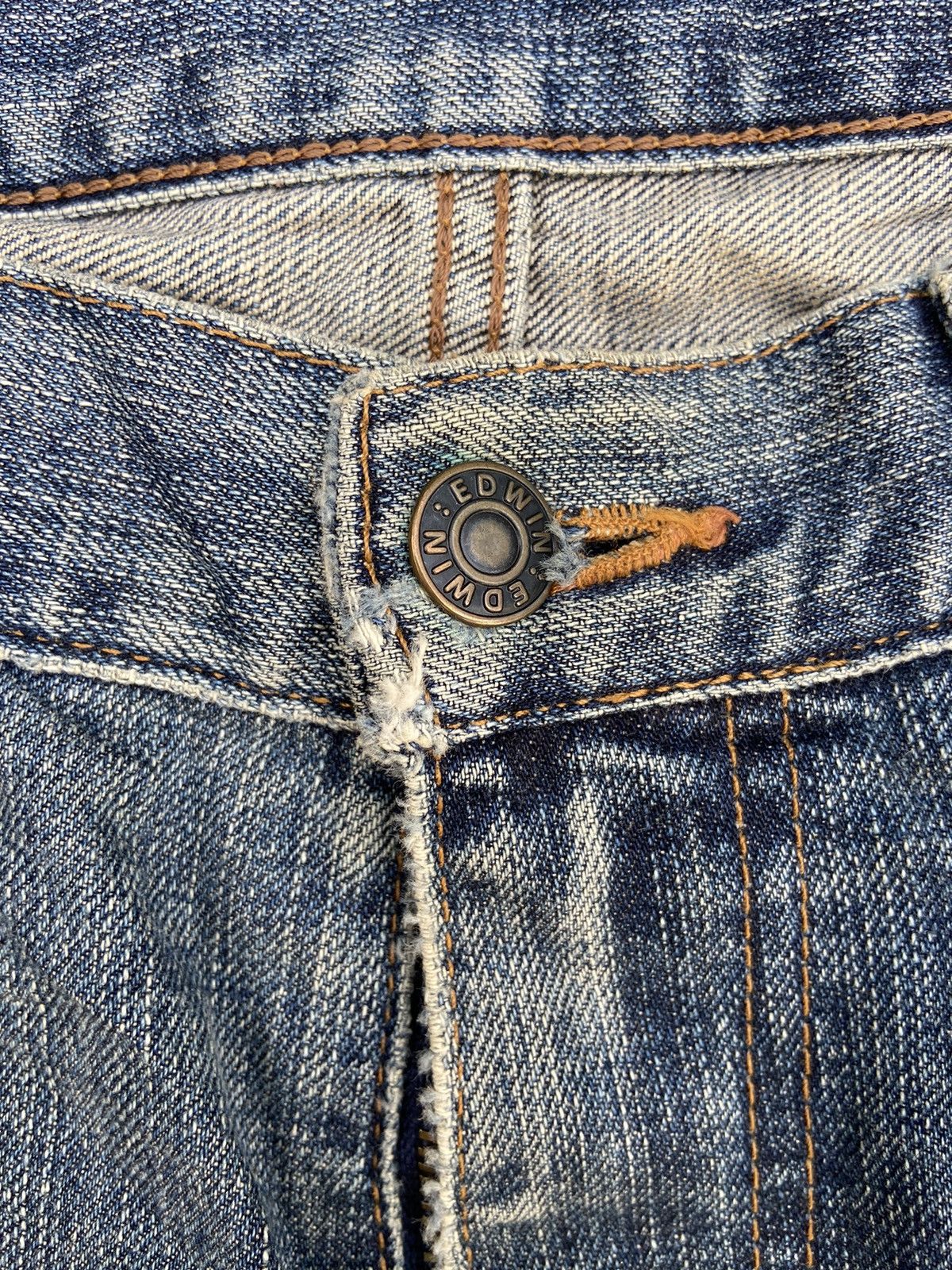 Beauty Beast Vintage Edwin Short jeans distressed if six was nine Size US 32 / EU 48 - 6 Thumbnail