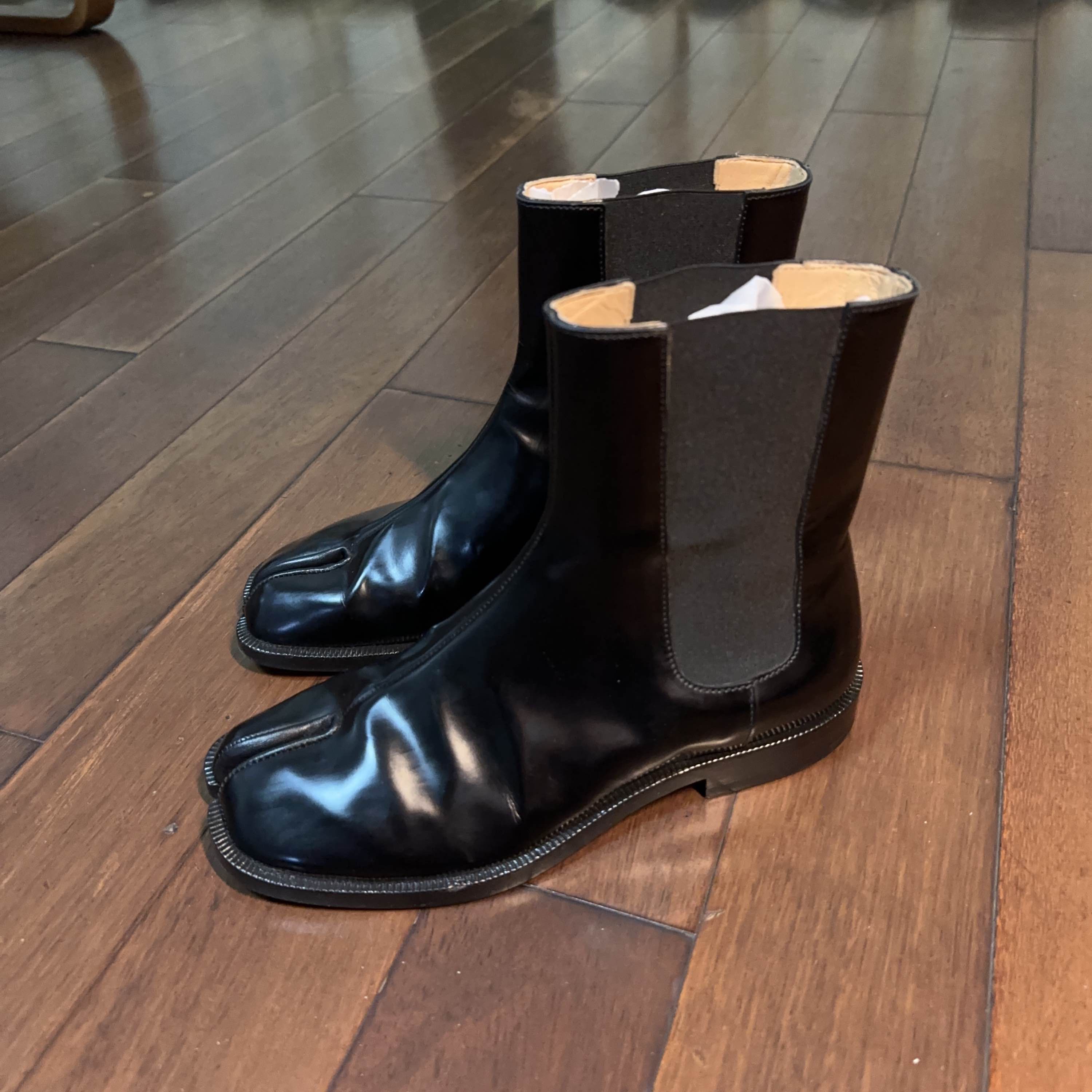 Maison Margiela Maison Margiela Tabi Chelsea Boots Size 37 Size US 7 / IT 37 - 1 Thumbnail