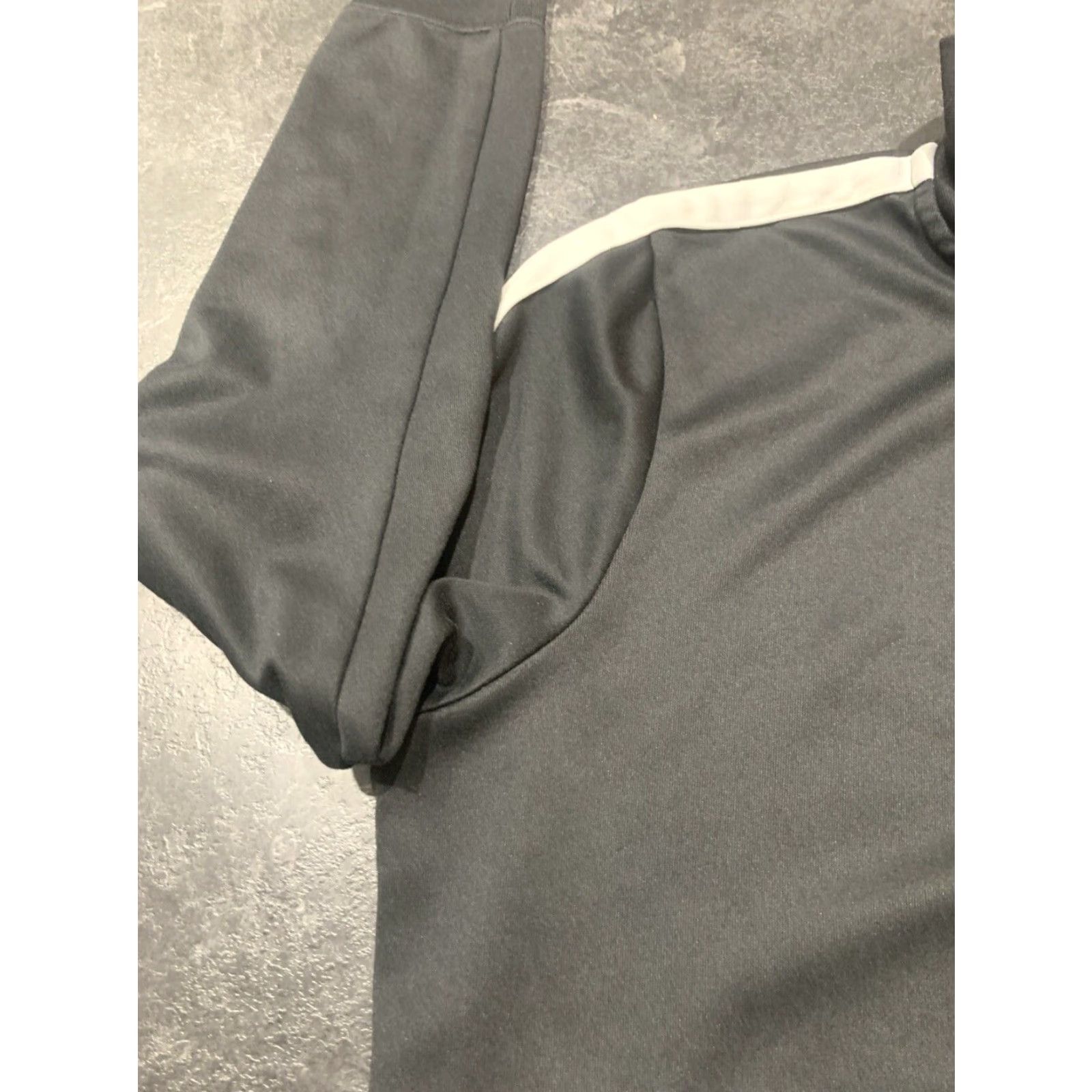 Nike Nike Track Jacket Mens Large Black White Collared Long Sleeve Full Zip Performance Size US L / EU 52-54 / 3 - 5 Thumbnail