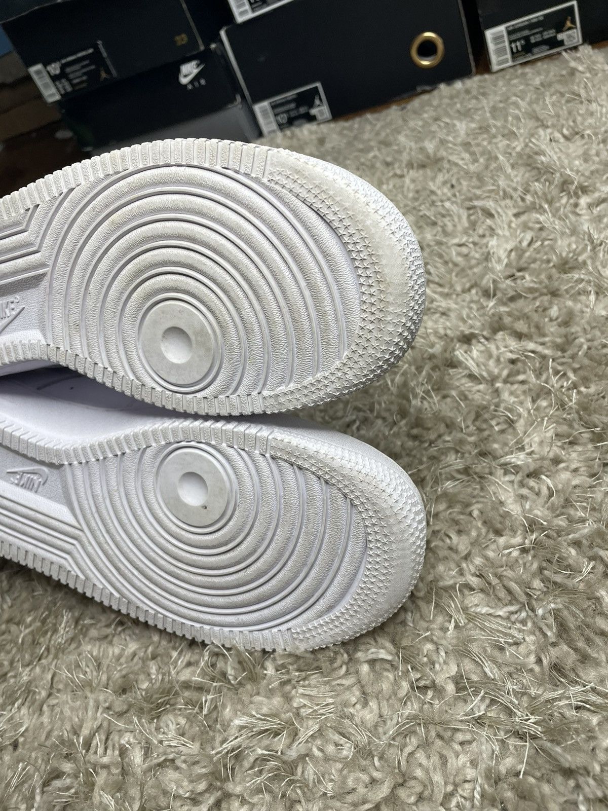 Nike Air Force 1 Triple White Size US 9.5 / EU 42-43 - 10 Thumbnail