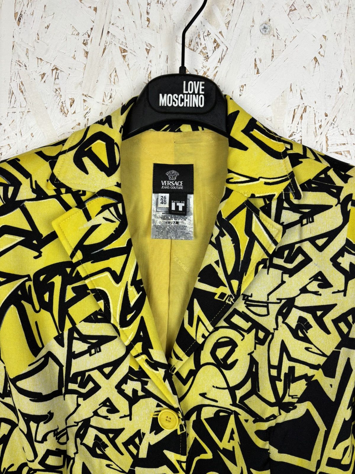 Versace Jeans Couture 90s Versace Jeans Couture Graffiti Rare AOP Blazer 26/40 Size S / US 4 / IT 40 - 2 Thumbnail