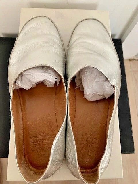 Maison Margiela Maison Martin Margiela Silver Laminated Leather Loafers Size US 7 / EU 40 - 5 Thumbnail