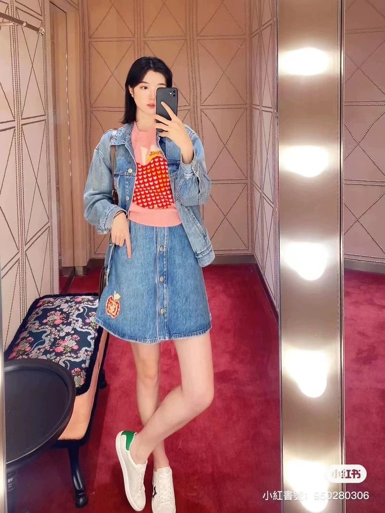 Gucci Gucci Little apple denim skirt Size 25" / US 0 / IT 36 - 5 Thumbnail
