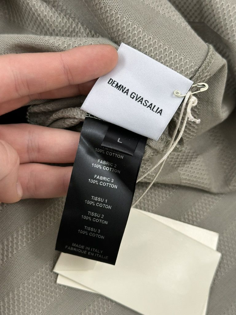 Vetements Vetements shirt Size US L / EU 52-54 / 3 - 7 Thumbnail