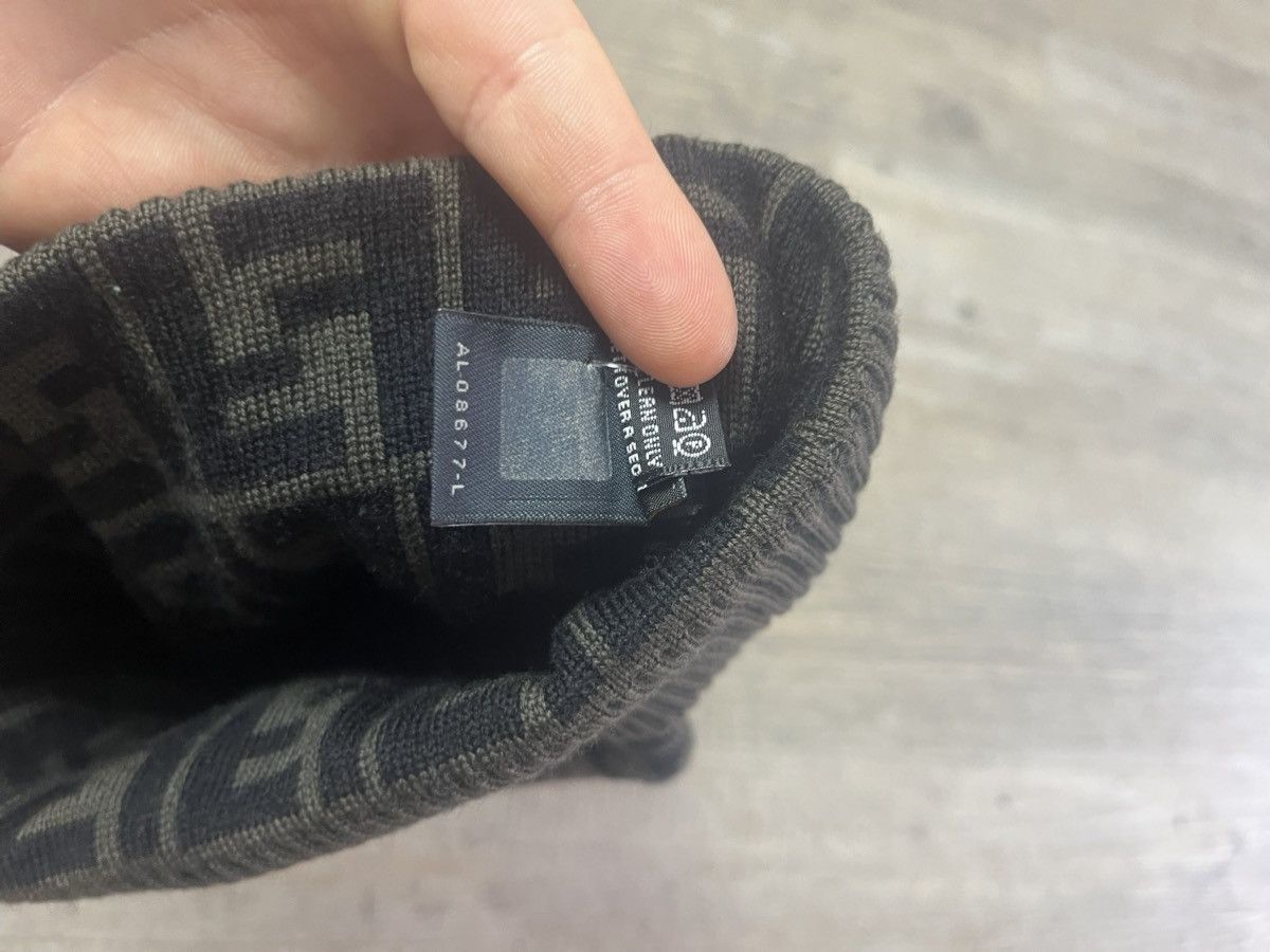 Fendi Fendi green khaki brown and black on brown monogram beanie Size ONE SIZE - 4 Thumbnail