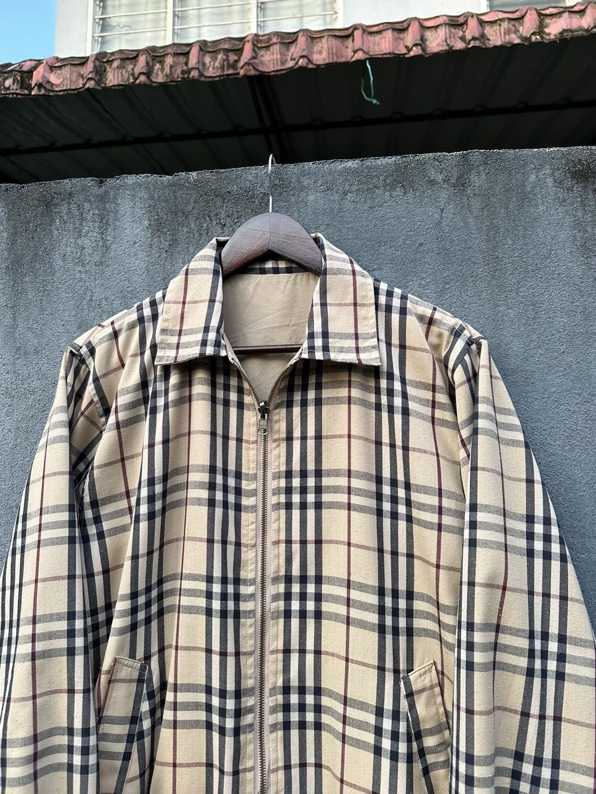 Burberry Vintage Burberry London Novacheck Reversible Bomber Jacket Size US M / EU 48-50 / 2 - 4 Thumbnail