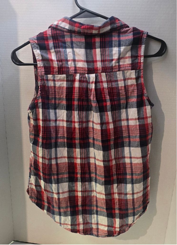 The Unbranded Brand Women's fashion web flannel sleeveless shirt Size M / US 6-8 / IT 42-44 - 2 Thumbnail