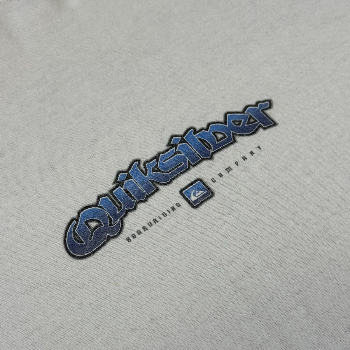 Quiksilver Vintage Quiksilver Center Logo Surf Style Y2K Men T-Shirt Size US XL / EU 56 / 4 - 7 Thumbnail