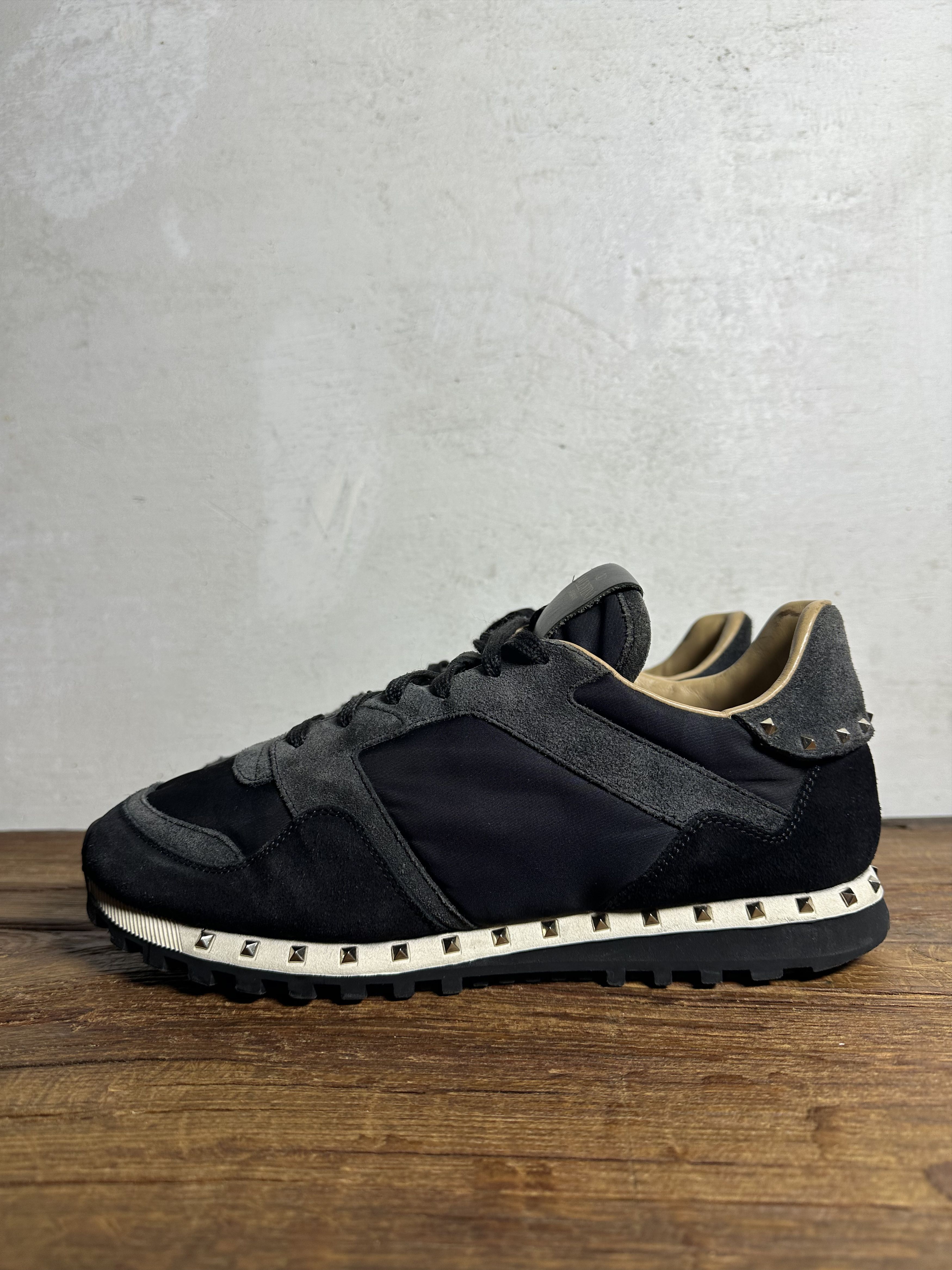 Valentino Valentino Garavani Suede-trim Soul Rockstud sneakers Size US 10 / EU 43 - 1 Thumbnail