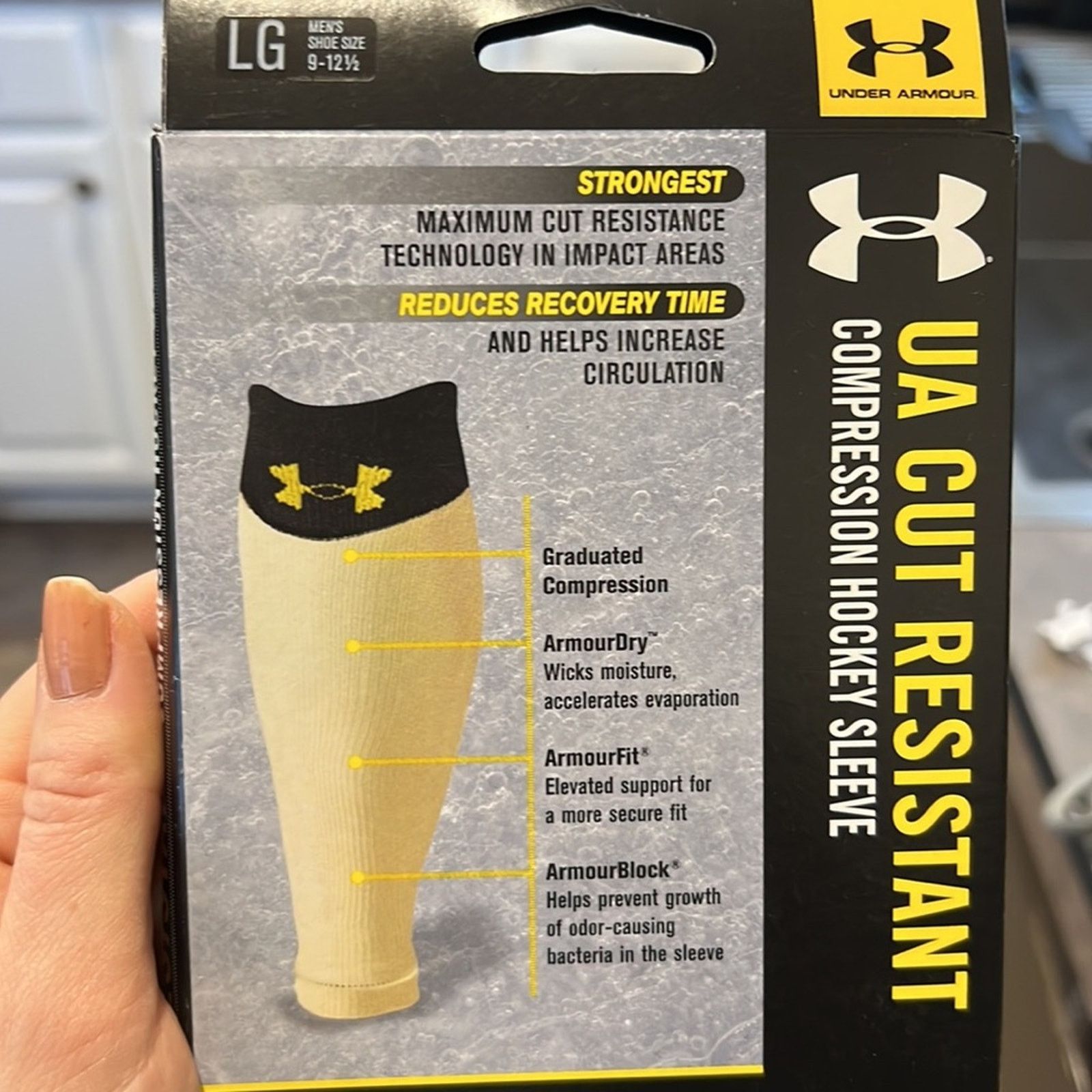 Under Armour Under Armour Cut Resistant Compression Hockey Sleeve size LG Size ONE SIZE - 3 Thumbnail