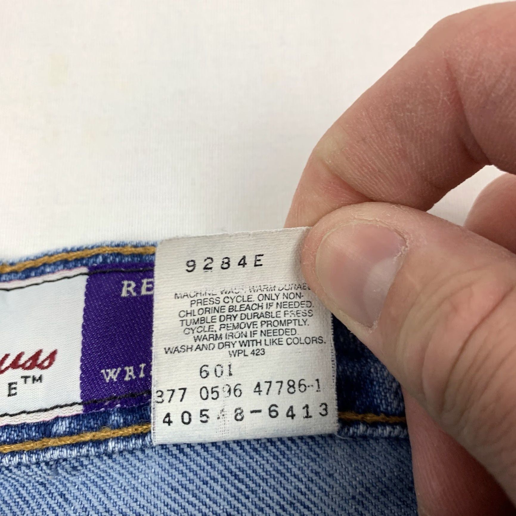 Levi's VINTAGE Levi's 540 Jeans Men 36x30 Blue Relaxed Denim Grunge Faded Brown Tab Y2K Straight 90s Mens Size US 36 / EU 52 - 4 Thumbnail