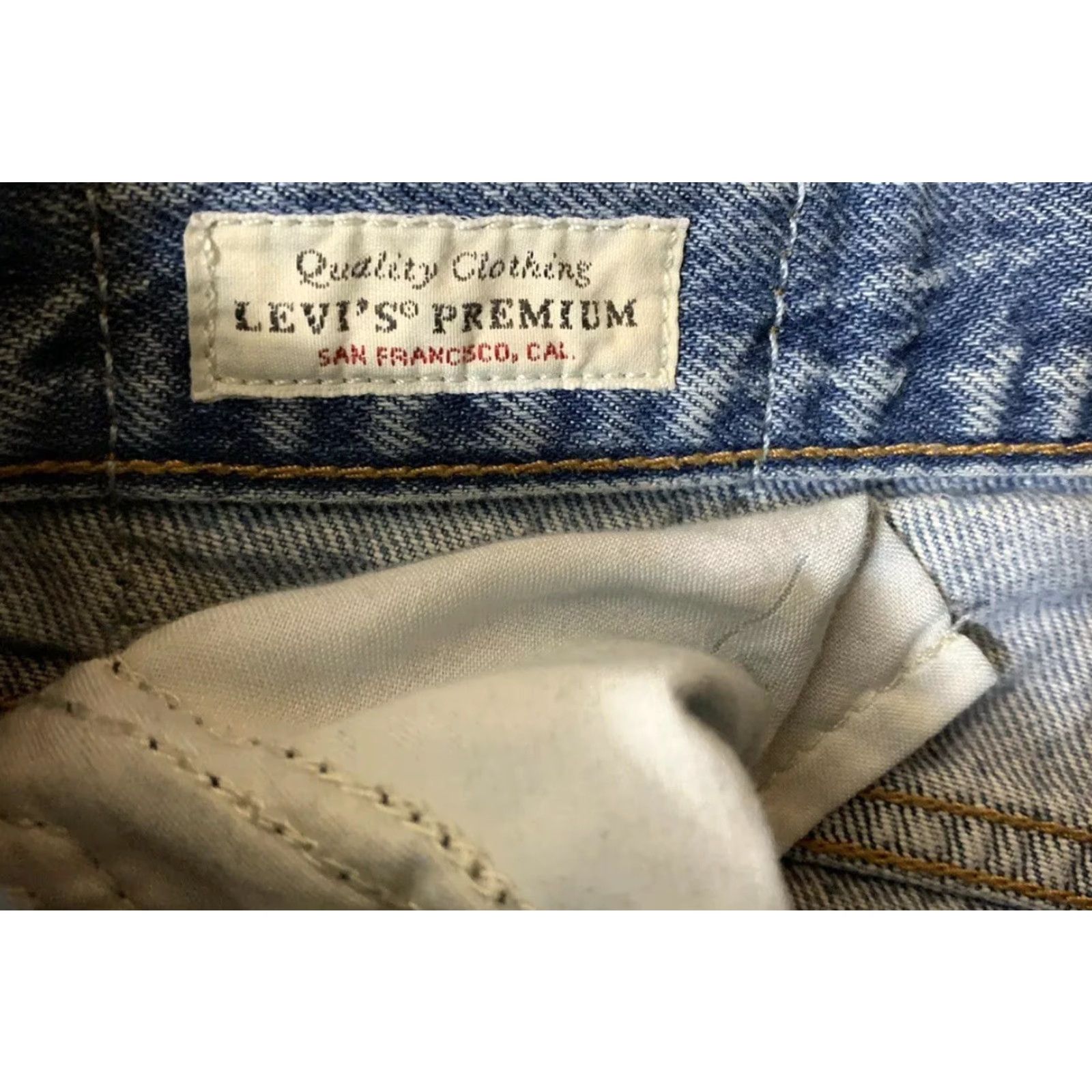Levi's VINTAGE Levi's Wedgie Fit High Rise Distressed Women's Blue Jeans Size 26 X 27 Size 26" / US 2 / IT 38 - 6 Thumbnail