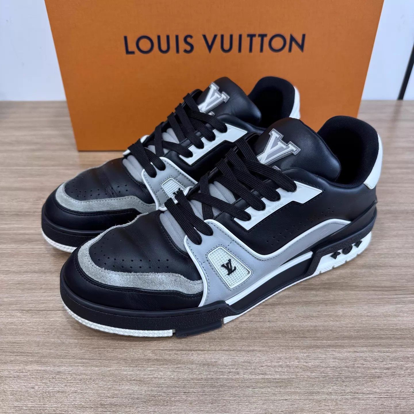 Louis Vuitton LV Trainer Black & Gray UK6.5 40.5 Size US 7.5 / EU 40-41 - 1 Thumbnail