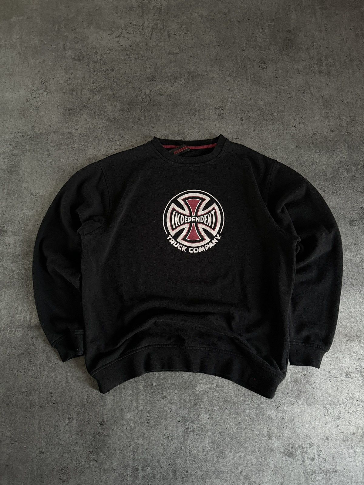 Independent Truck Co. × Vintage Independent Truck Company Vintage Boxy Sweatshirt Black Logo Size US S / EU 44-46 / 1 - 1 Thumbnail