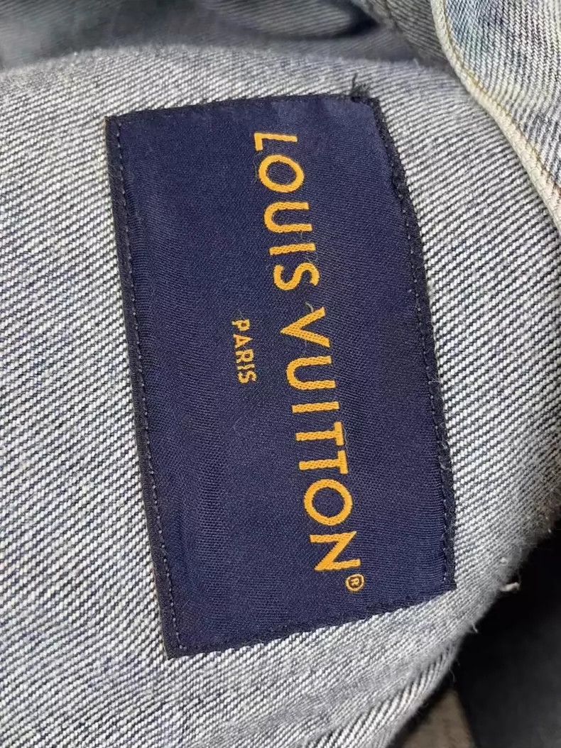 Louis Vuitton louis vuitton SS23 DNA New Listing SheetWashed Denim Jacke Size US L / EU 52-54 / 3 - 4 Thumbnail