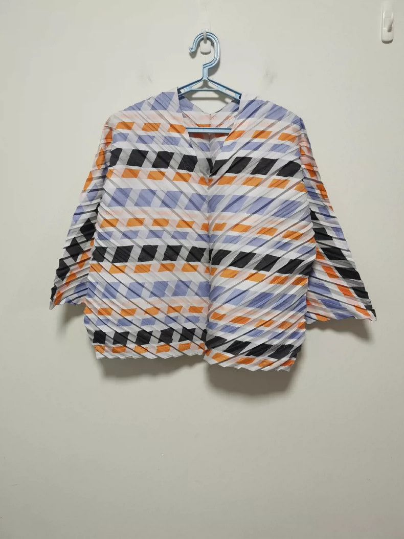 Issey Miyake Issey Miyake size:2 Light blue main line long-sleeved shir Size XS / US 0-2 / IT 36-38 - 1 Thumbnail