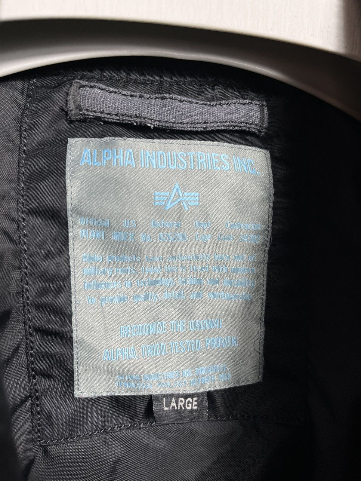 Alpha Industries alpha industries bomber jacket ma-1 flight pilot black nylon Size L / US 10 / IT 46 - 7 Thumbnail