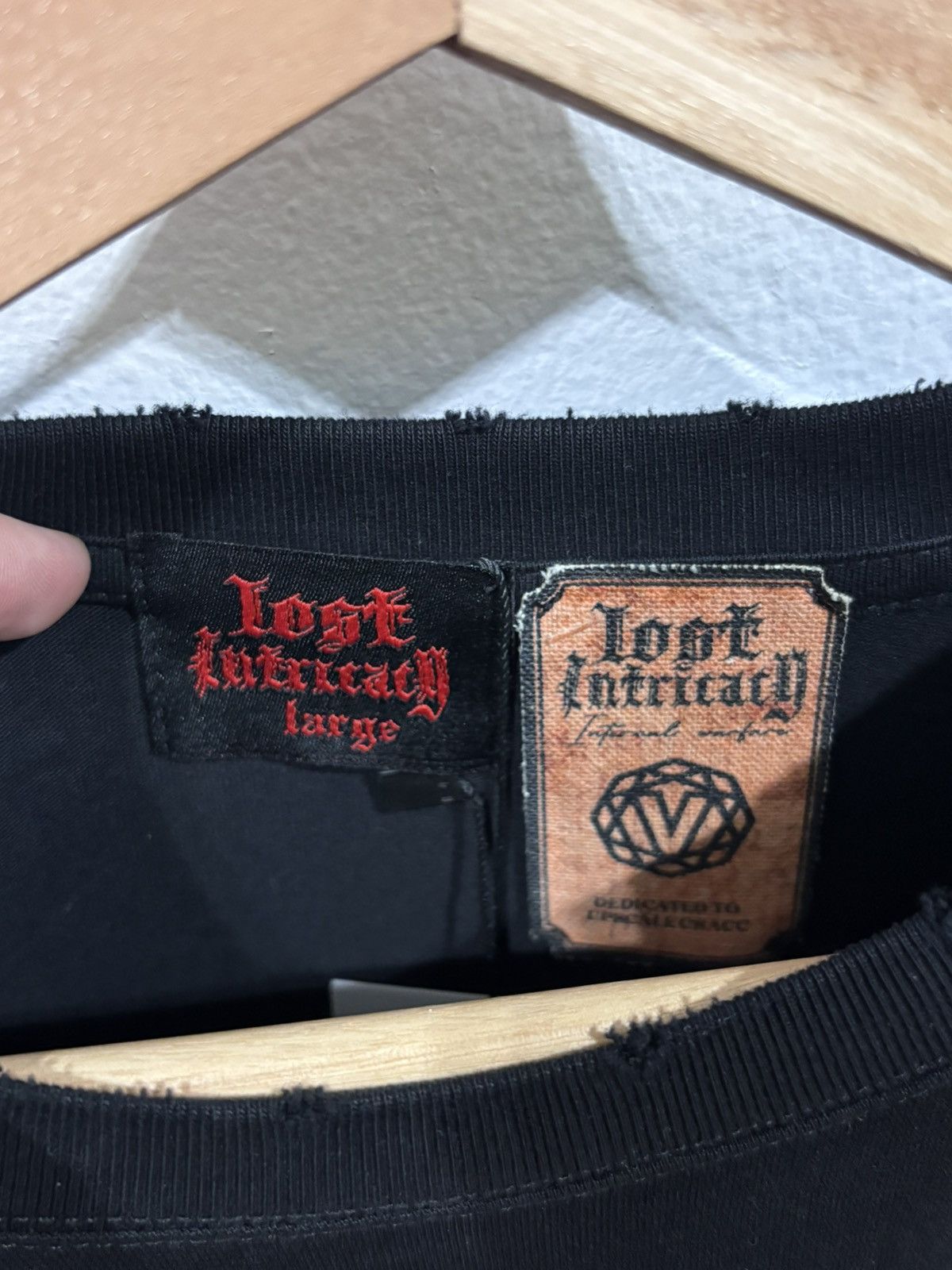 LOST INTRICACY LOST INTRICACY “HEAVEN & HELL” L/S Size US L / EU 52-54 / 3 - 4 Thumbnail