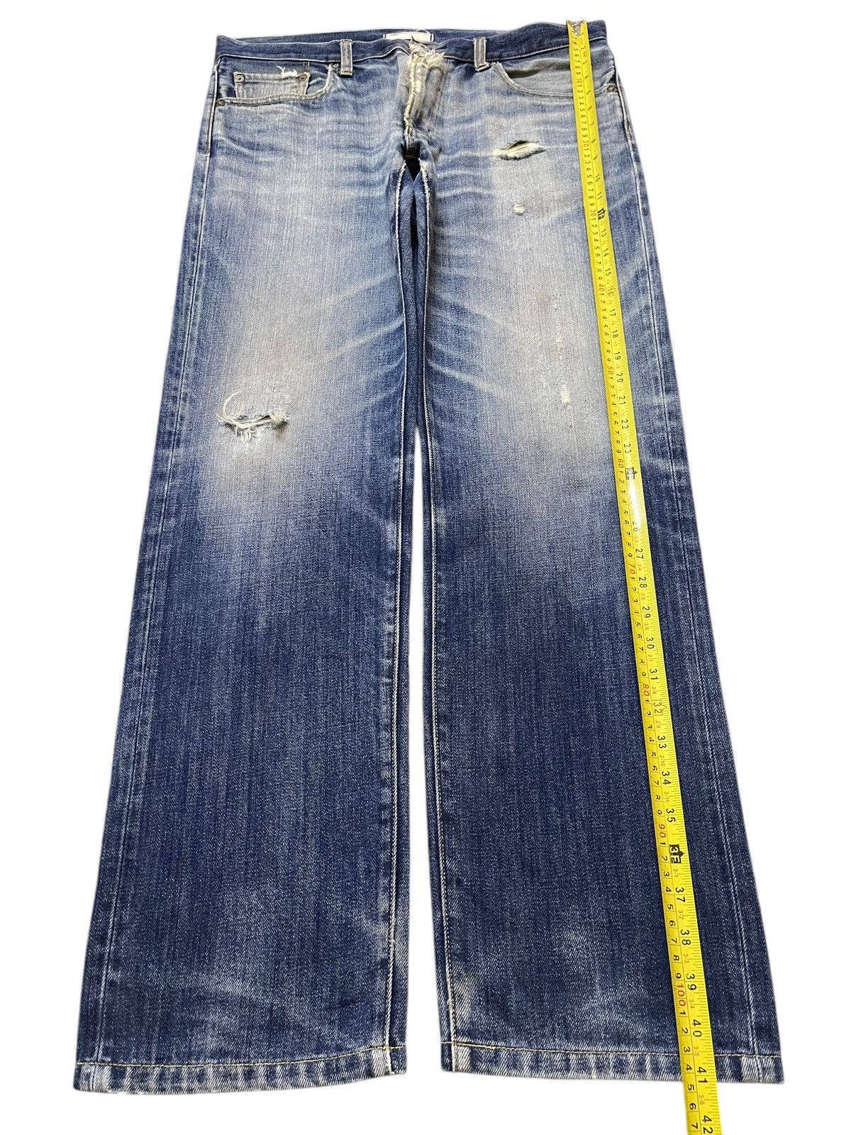 Uniqlo Vintage Japanese Uniqlo Faded Wash Distress Style Loose Jean Size US 34 / EU 50 - 12 Thumbnail