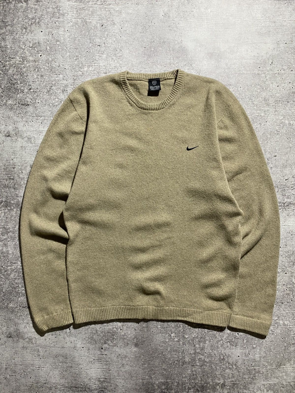 Nike × Vintage NIKE RARE VINTAGE SWEATER Size US L / EU 52-54 / 3 - 3 Thumbnail