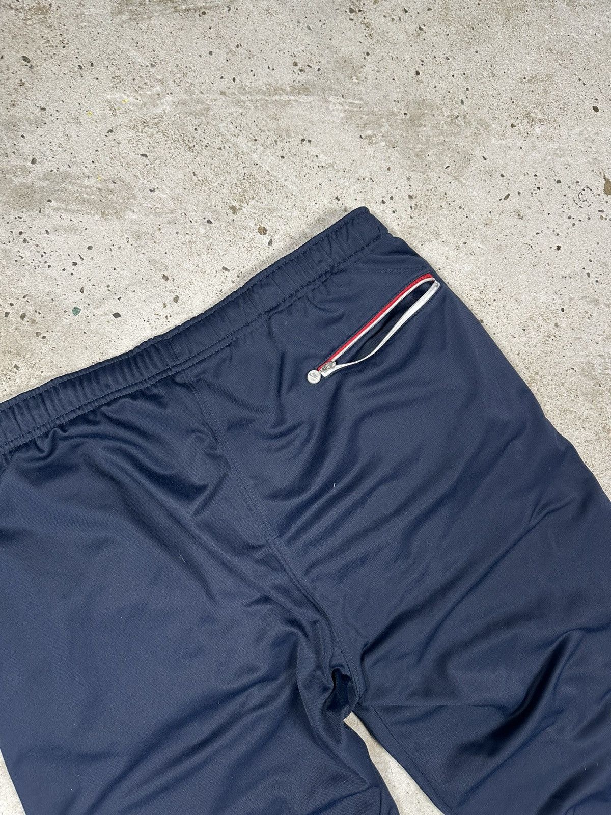 Nike Vintage Y2K Nike Baggy Navy Track Pants Swoosh rare usa Size US 32 / EU 48 - 13 Thumbnail