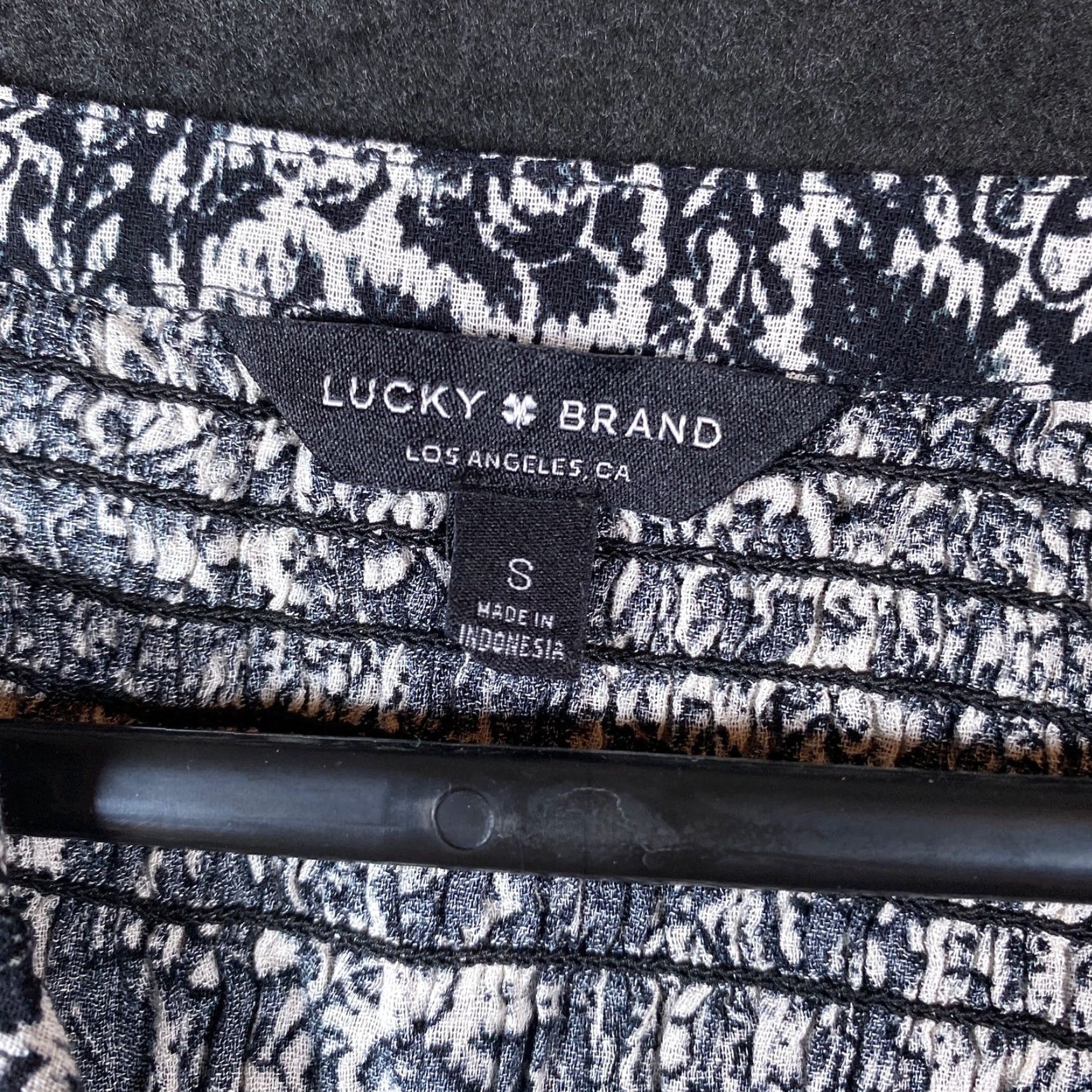 Lucky Brand Lucky Brand Blouse Womens Floral V-Neck Sheer Chiffon Hook Loop Small Black White Boho Casual Shirt Womens XS/S Size S / US 4 / IT 40 - 6 Thumbnail