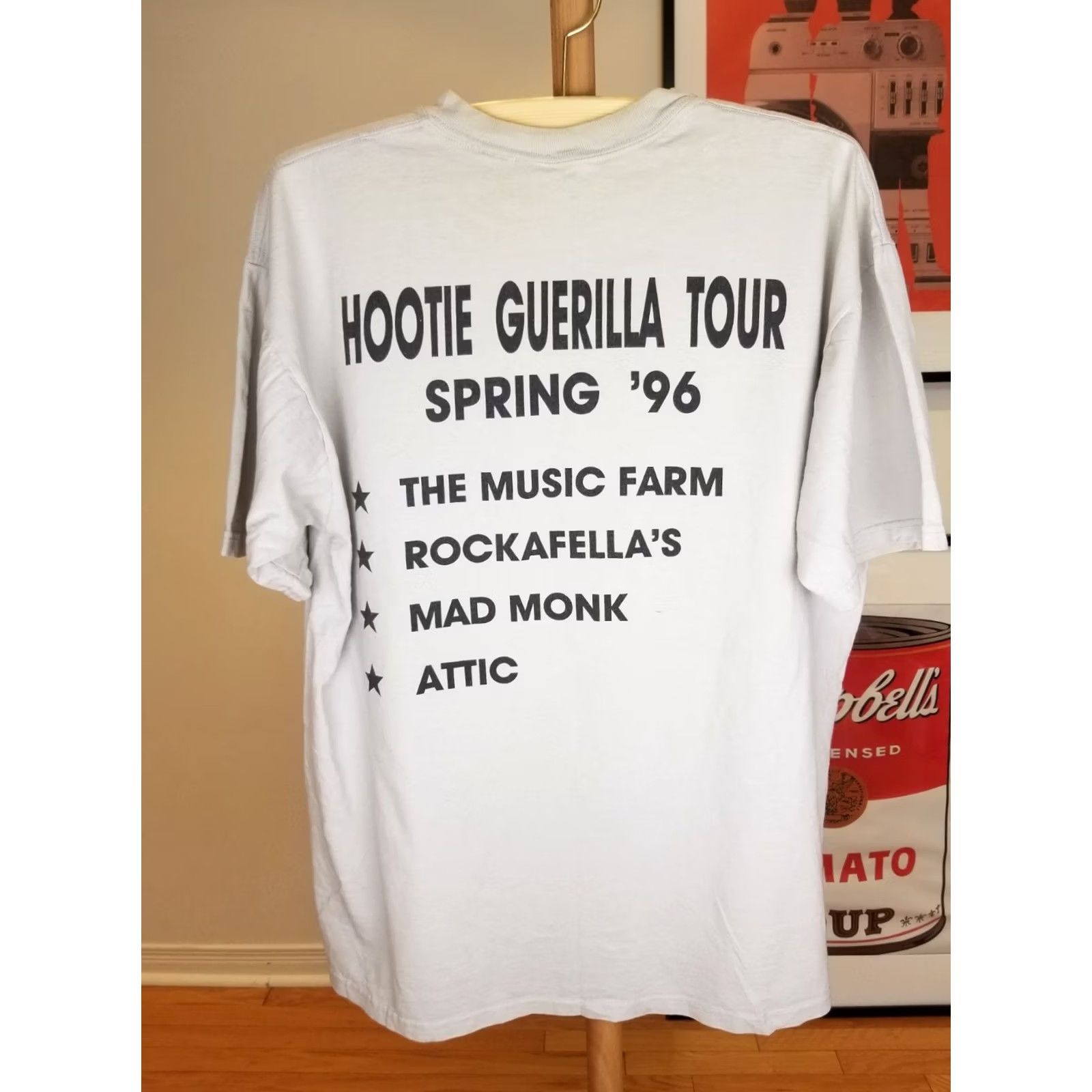 Vintage VINTAGE 96' HOOTIE AND THE LOWFISH BACK IN THE DAY TOUR T-SHIRT XLARGE Men T-Shirt Gray Cotton Logo Short Sleeve Round Neck XS-XXL Size US XL / EU 56 / 4 - 7 Thumbnail