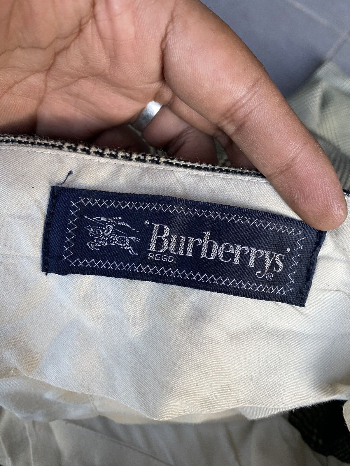 Burberry × Vintage Vintage Burberry’s checker Size US 30 / EU 46 - 7 Thumbnail