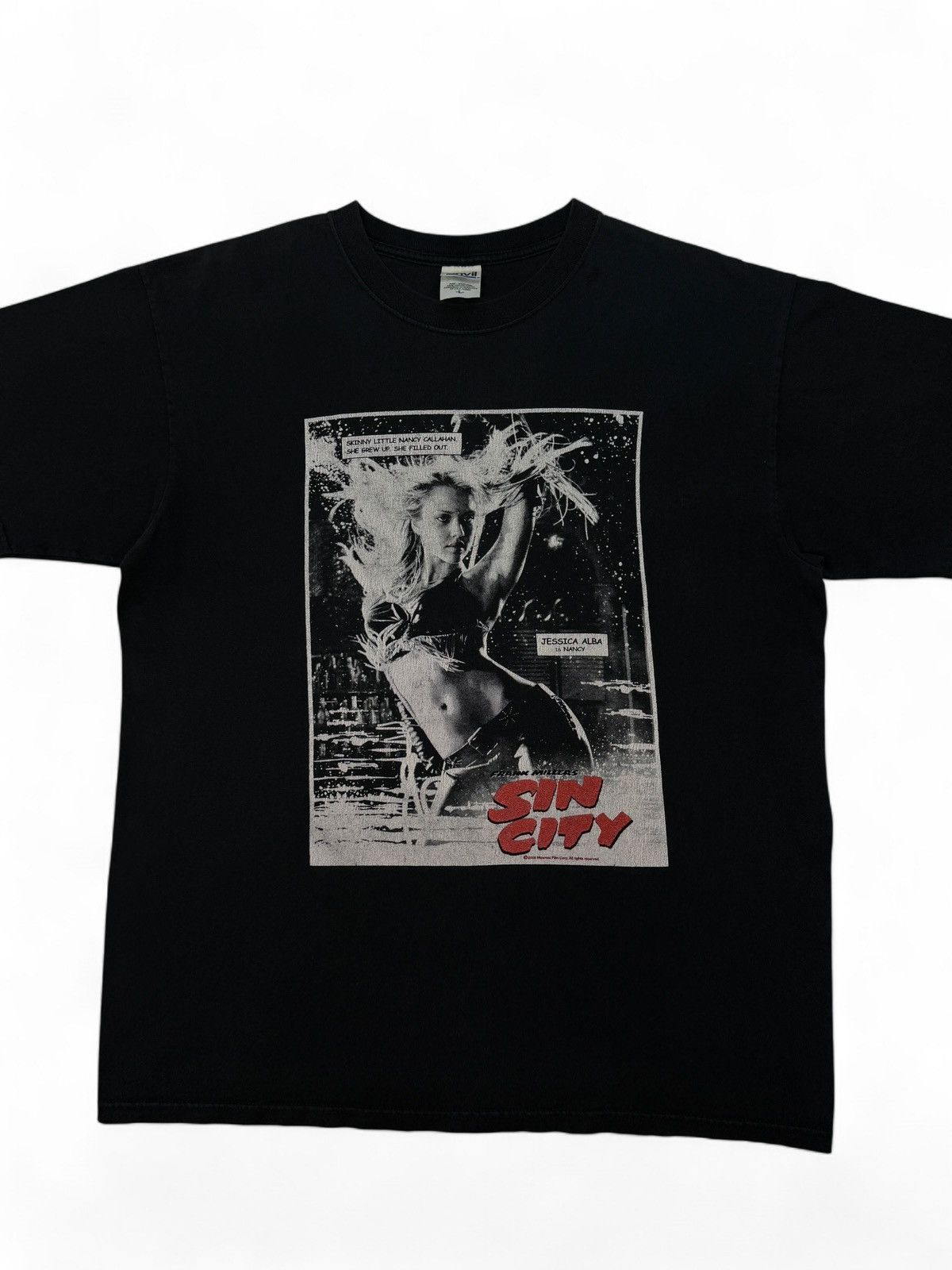 Vintage Vintage 2005 Sin City Jessica Alba Movie Tee Shirt Size US L / EU 52-54 / 3 - 2 Thumbnail