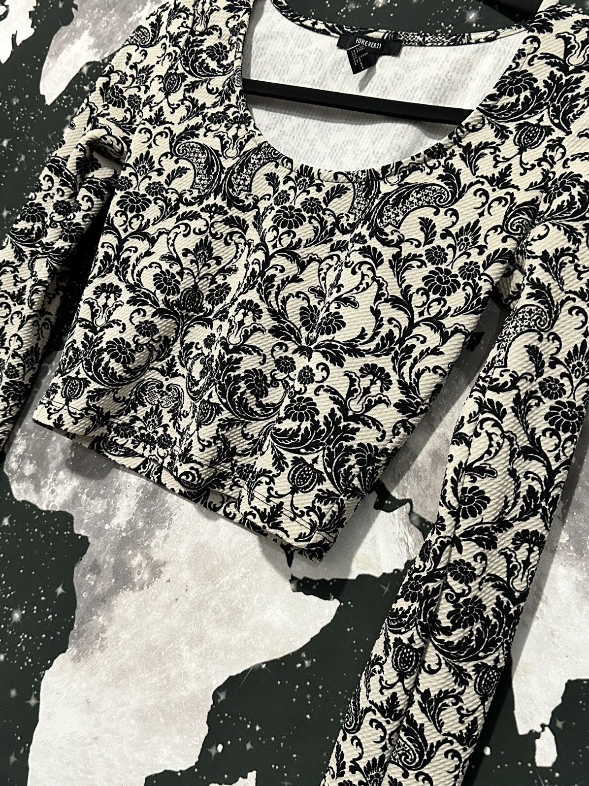 Forever 21 Forever 21 Floral top Size S / US 4 / IT 40 - 2 Thumbnail