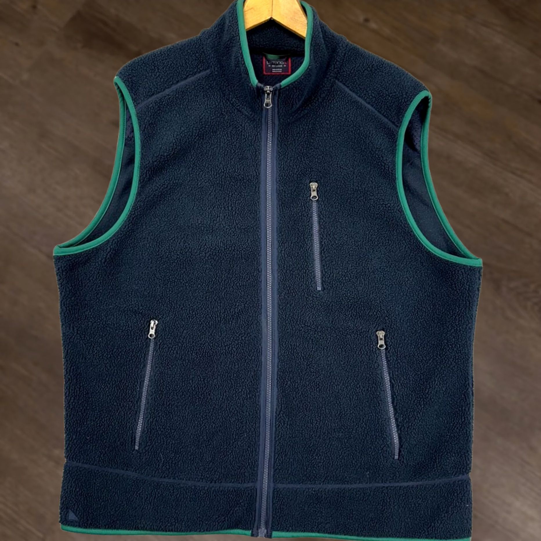 UNTUCKit UNTUCKit Fleece Vest Full Zip Navy Green 2XL Mens Sleeveless Outdoor Winter vest Size US XXL / EU 58 / 5 - 1 Thumbnail