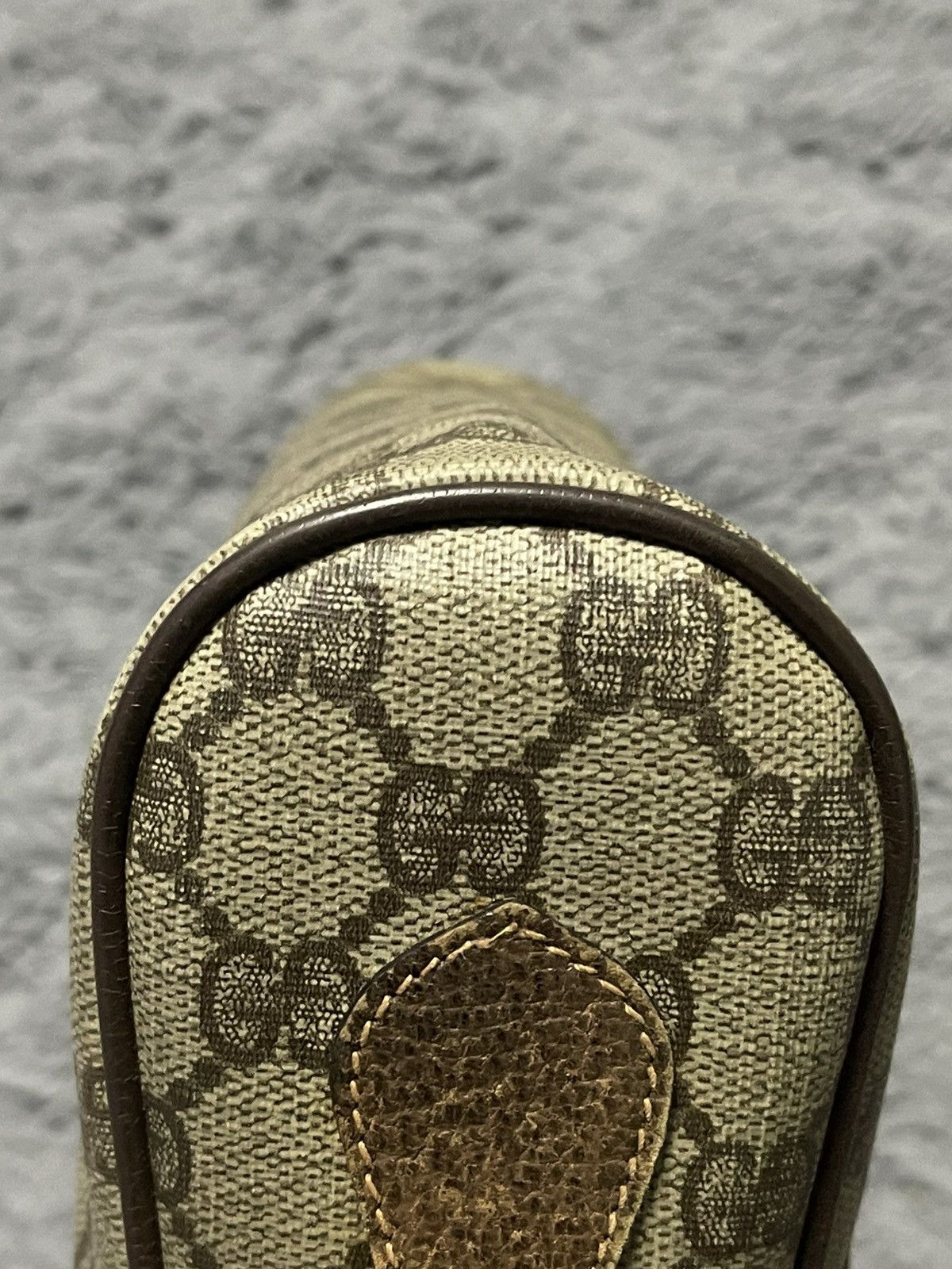 Gucci × Vintage Vintage Gucci Sling Bag Monogram Size ONE SIZE - 9 Thumbnail