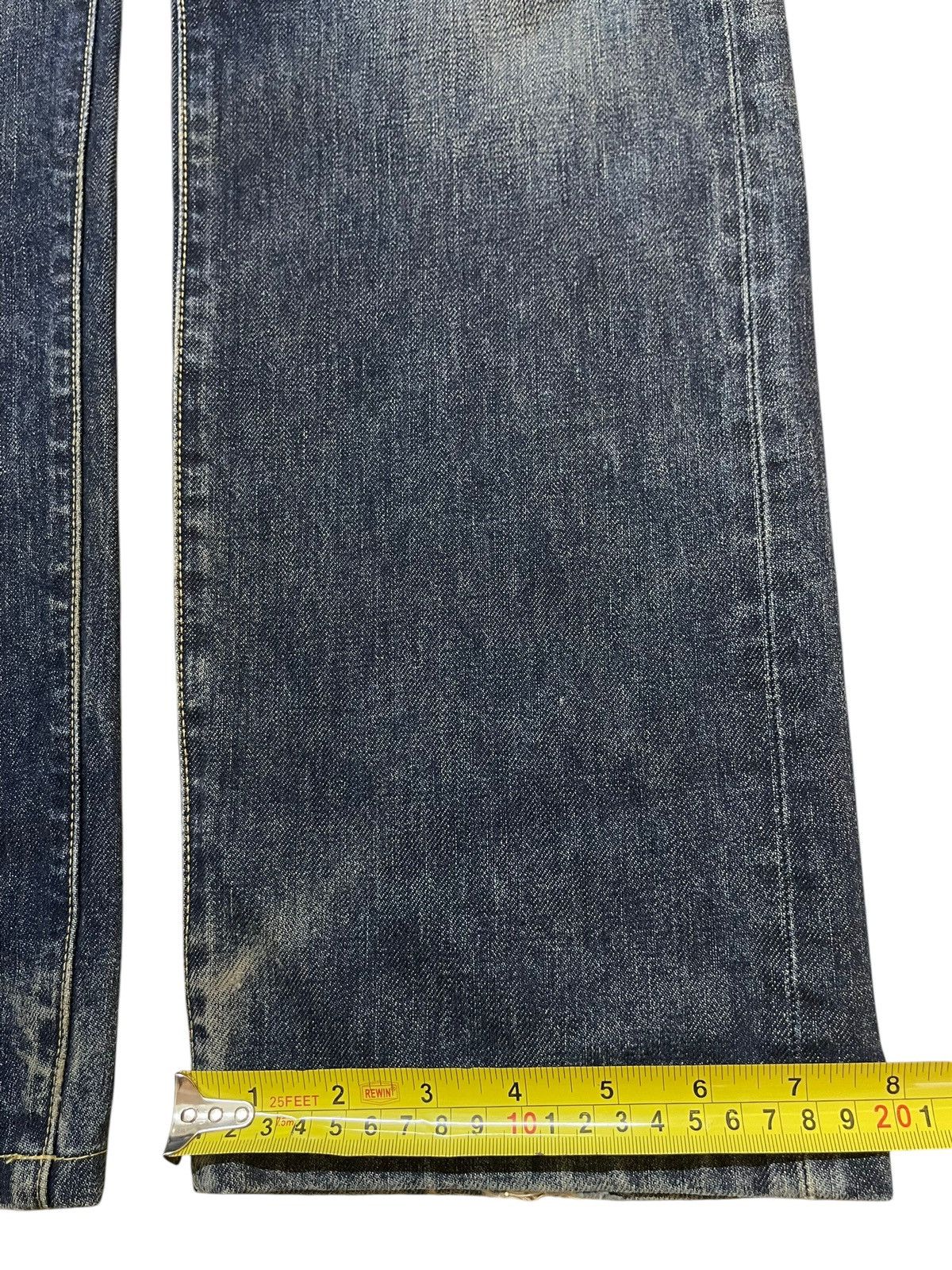Uniqlo Vintage Japanese Uniqlo Mud Faded Wash Style Jeans Size US 31 - 16 Thumbnail