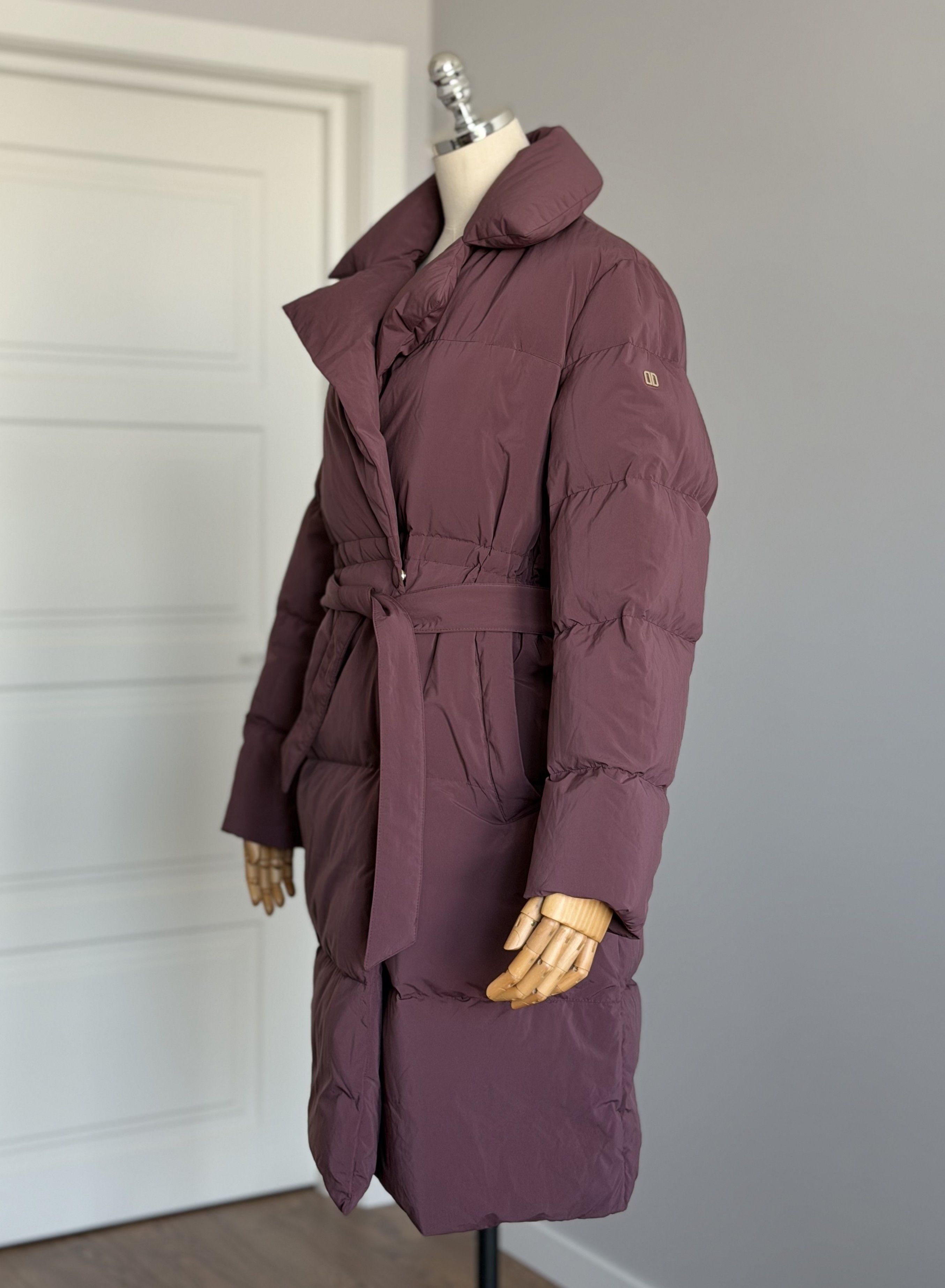 Other DUNO Long Down Coat Puffer Jacket Size 44 M Burgundy Luxury Size M / US 6-8 / IT 42-44 - 1 Thumbnail
