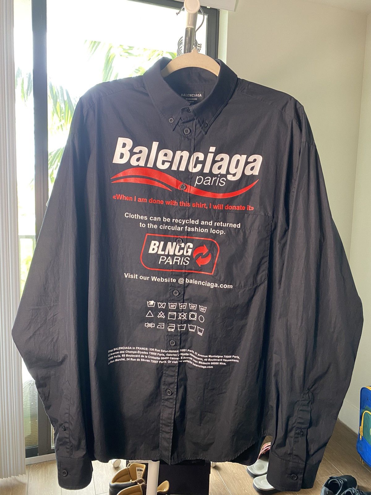Balenciaga Dry Cleaning Logo Button Up Size US XS / EU 42 / 0 - 1 Thumbnail