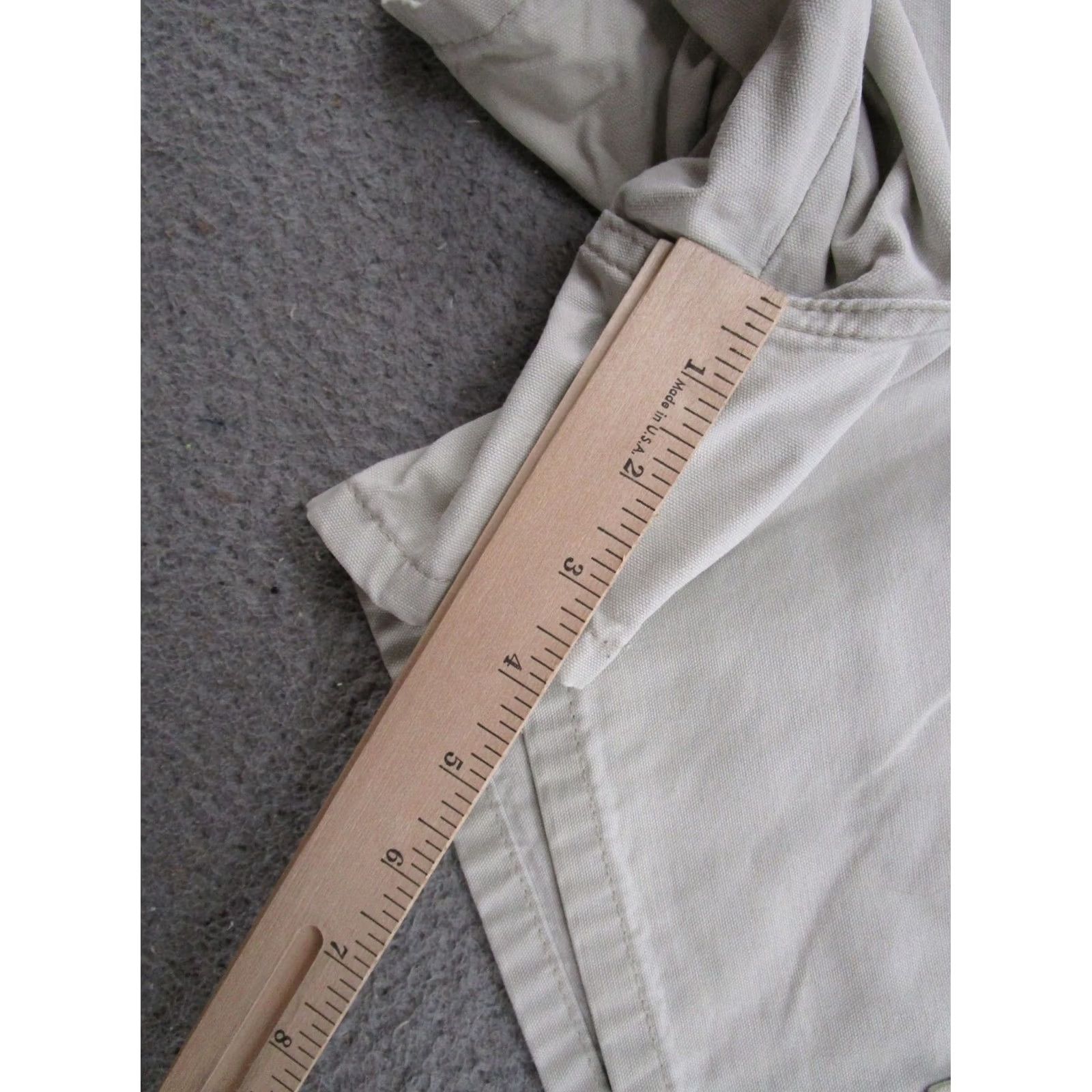 Lee VINTAGE Lee Womens Cargo Shorts Size 12 Hiking Outdoors Tan Beige Cotton Pockets Summer 90s Mens Womens Boys Girls Lee Size 34" / US 12 / IT 48 - 6 Thumbnail