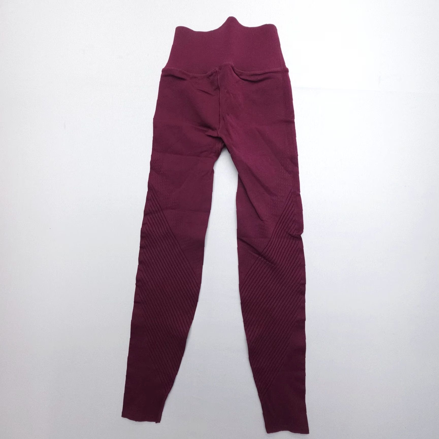 Fabletics Fabletics Sculptknit High-Waisted Legging Port Wine Womens Medium Gym Yoga Size 32" / US 10 / IT 46 - 2 Thumbnail