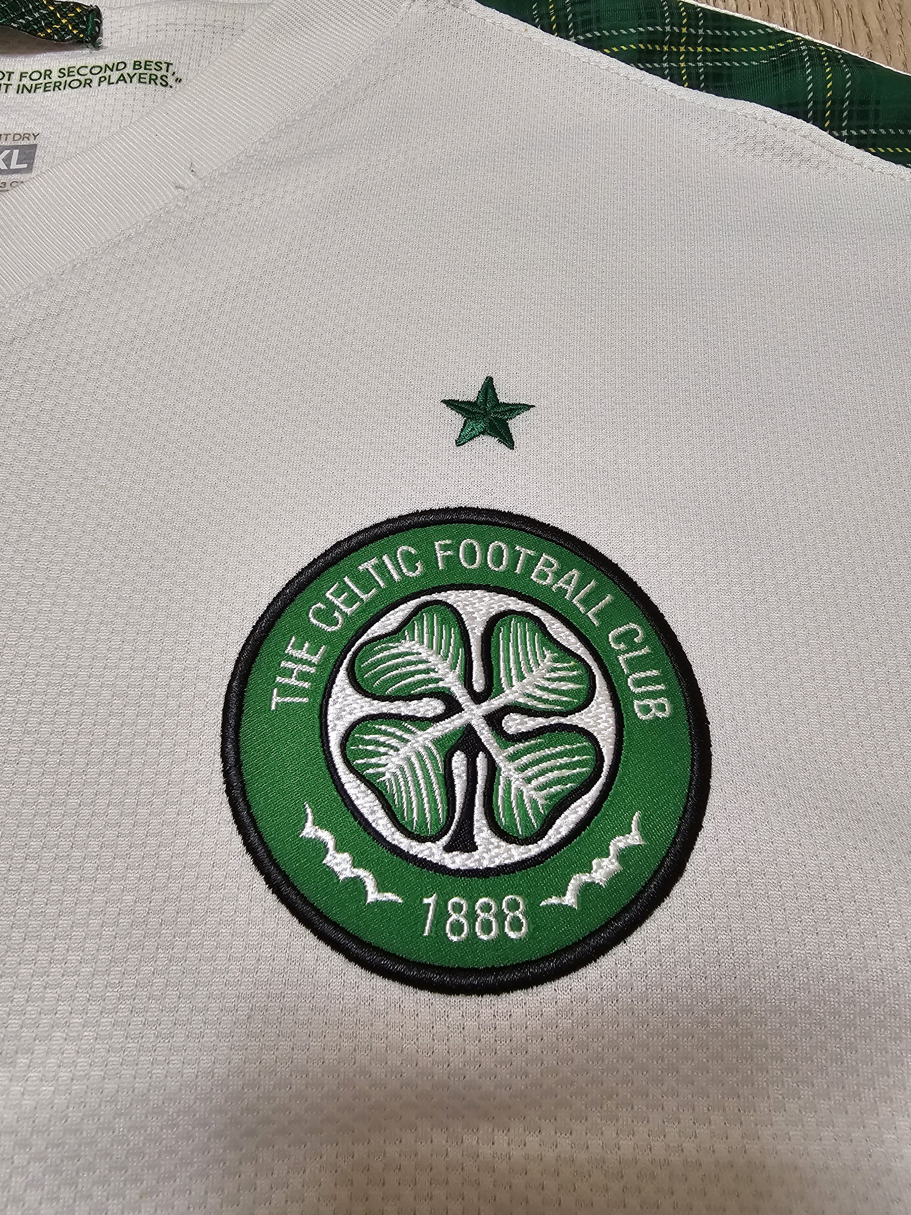 Nike CELTIC 2009 2010 THIRD WHITE FOOTBALL SHIRT SOCCER JERSEY Size US XXL / EU 58 / 5 - 4 Thumbnail